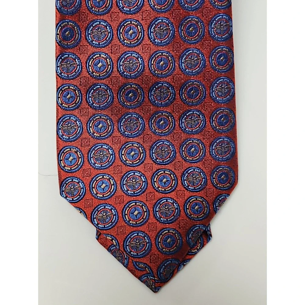 Banana Republic Mens Red Blue Geometric Medallion Silk Necktie 471736-01-1 NWT